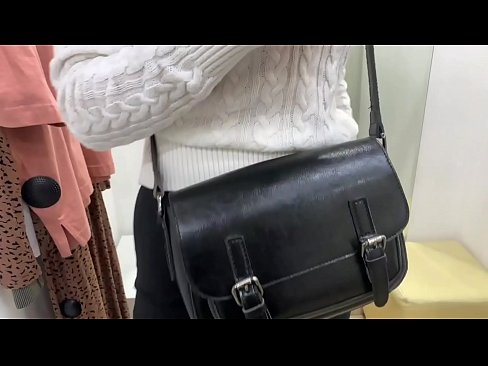 ❤️ Vieša jaunos kalės FeralBerry masturbacija su dildo aprangos kambaryje ☑ Kokybiškas porno prie lt.sitevox.top ﹏